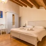 Guesthost - Fascino Veneziano A Cannaregio Appartement Venise