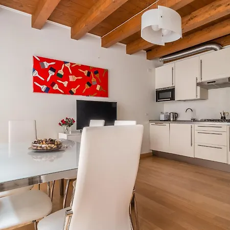 Guesthost - Fascino Veneziano A Cannaregio Appartement *