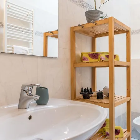 Guesthost - Fascino Veneziano A Cannaregio Apartment *