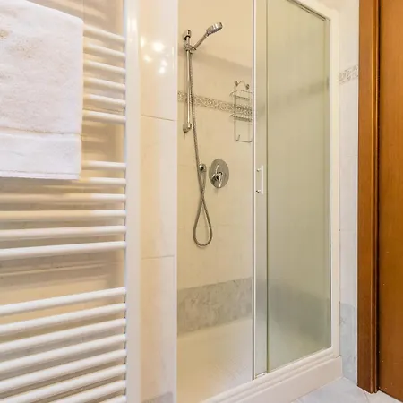 Guesthost - Fascino Veneziano A Cannaregio Apartment